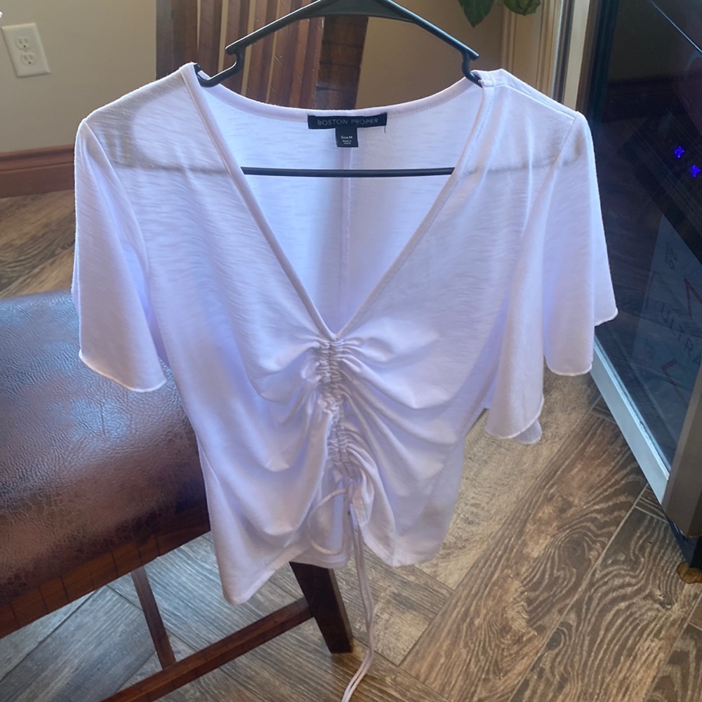 Boston Proper top with flouncy sleeves